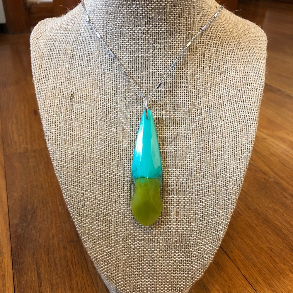 Modern Necklace - Picture 3 of 3
